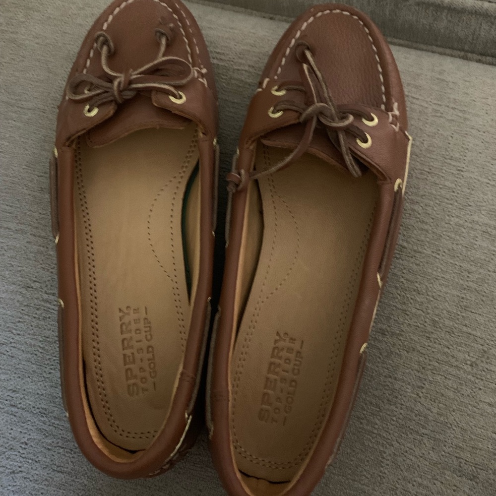 Sperry Top Sider Gold Cup Women’s size 6.5